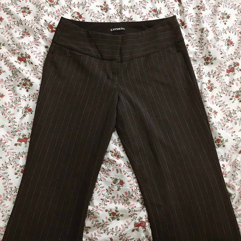 Express pinstripe dress pants (0R)